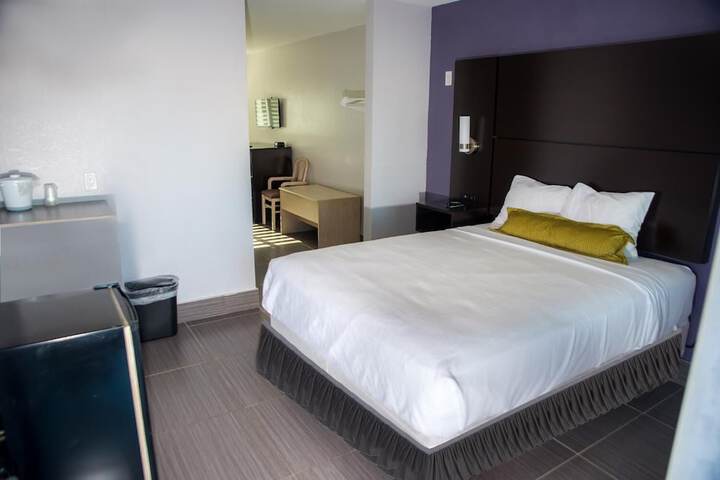 Room 14 of 14