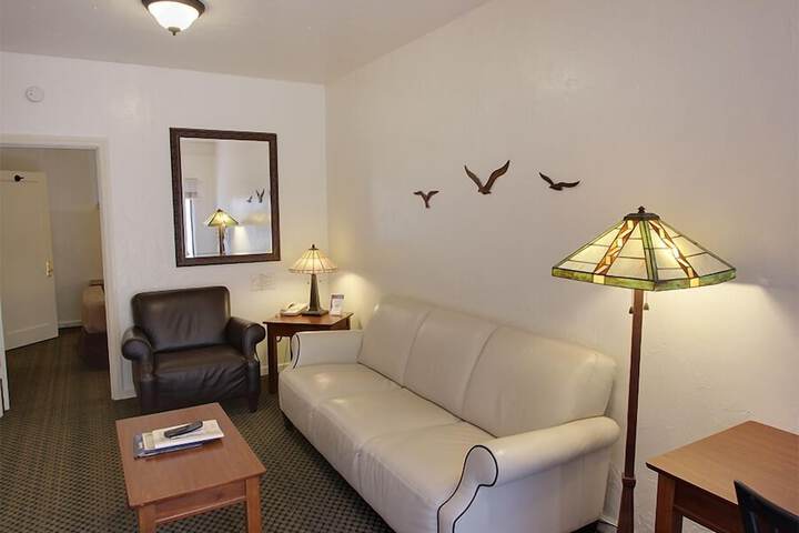 Room 106 of 117