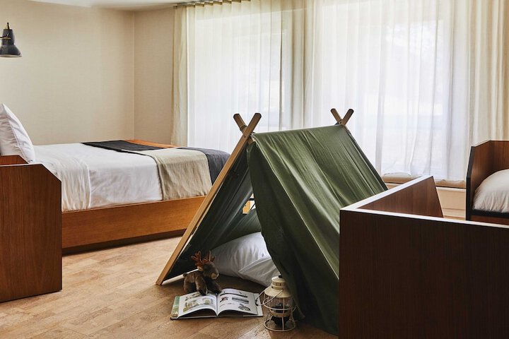 Room 25 of 61