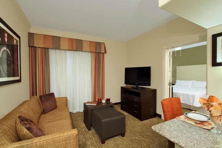 Homewood Suites by Hilton Houston-Woodlands