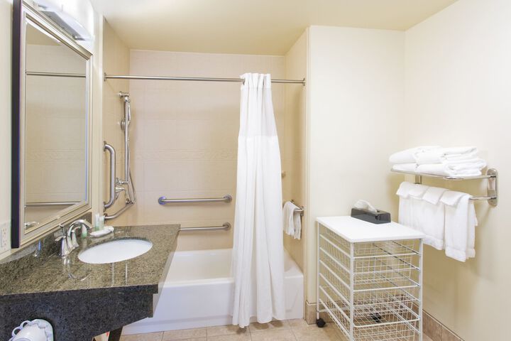 Staybridge Suites Everett-Paine Field by IHG