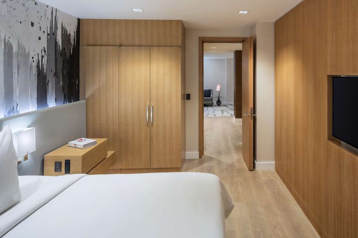 Room 47 of 124