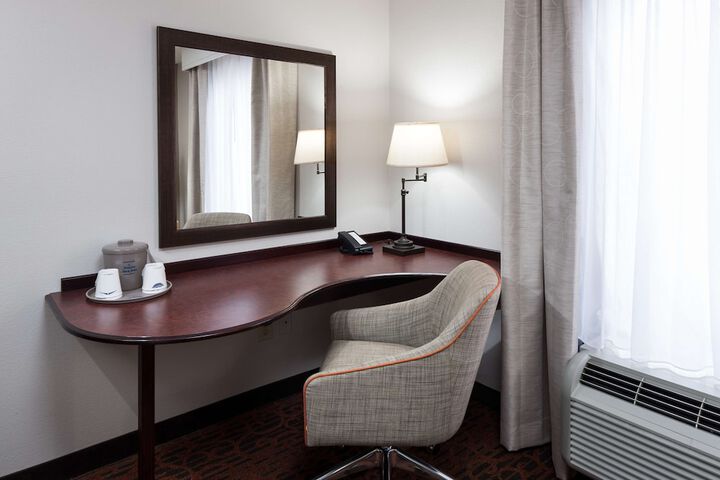 Room 19 of 27