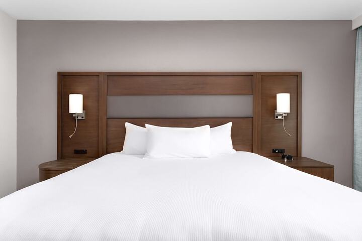 DoubleTree by Hilton Charleston Mount Pleasant