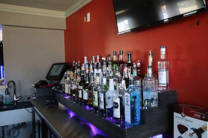 Lounge 39 of 43
