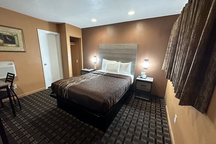 New Corral Motel