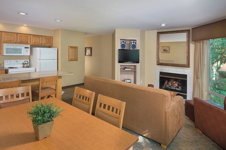 Whispering Woods Resort