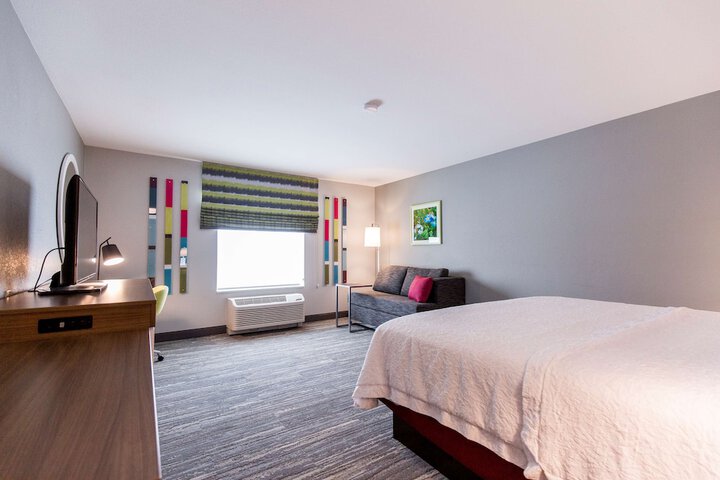 Room 15 of 46