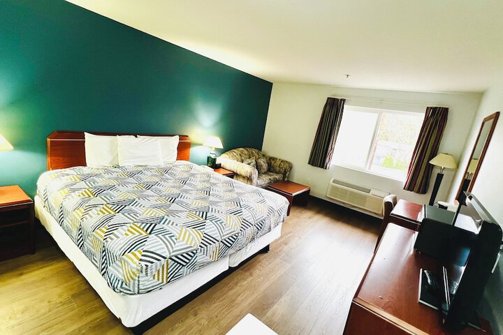 Room 16 of 30