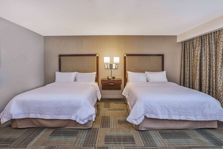 Room 19 of 40