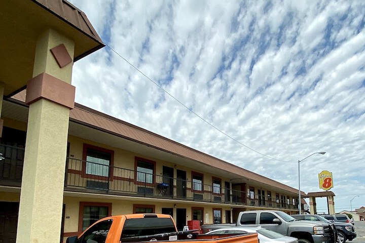 Hotel 4 of 35