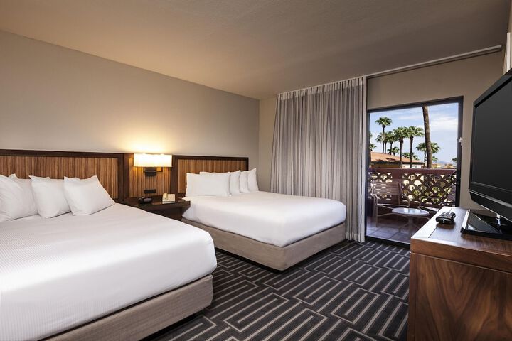 Hilton Phoenix Tapatio Cliffs Resort