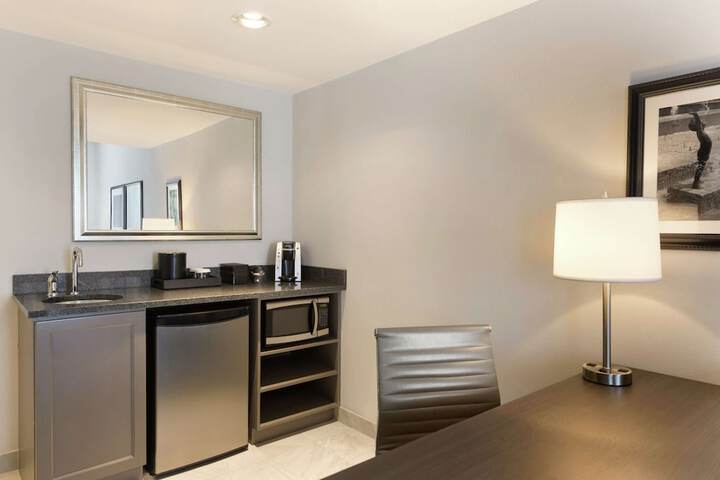 Room 29 of 51