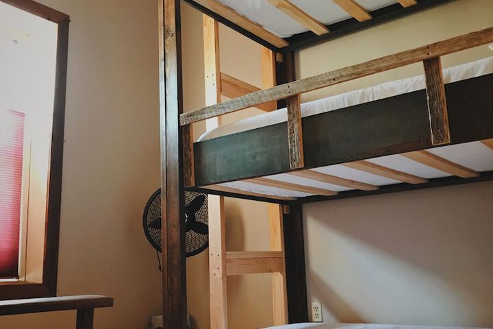 Room 64 of 68