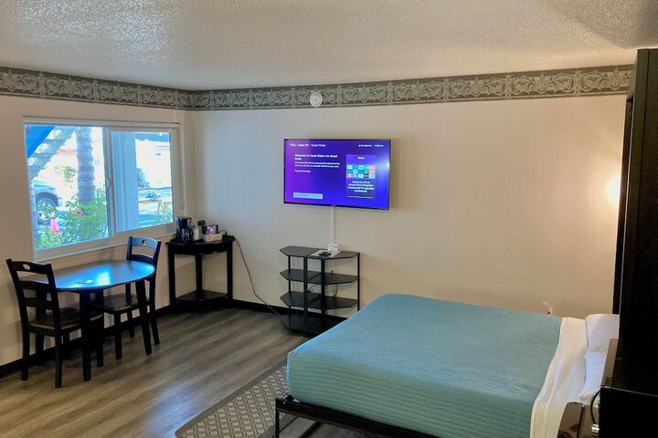 Coast Riders Inn