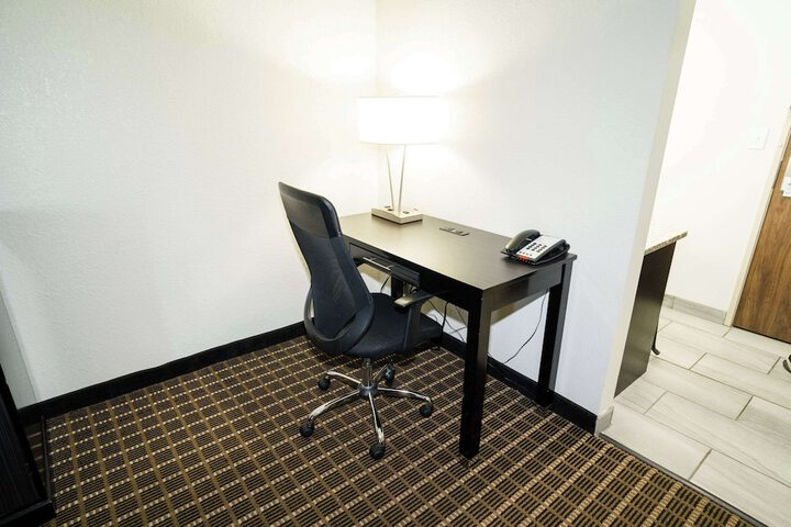 Room 59 of 142