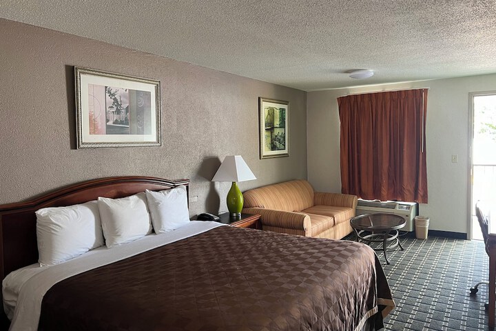 Room 20 of 47