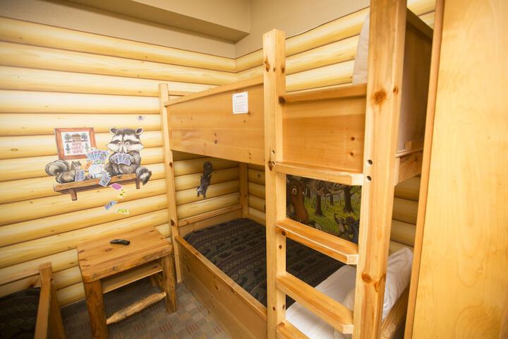 Room 54 of 85