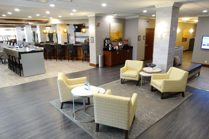 Hotel Interior 9 of 46