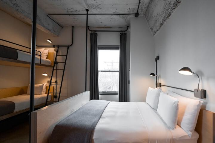 Room 42 of 88