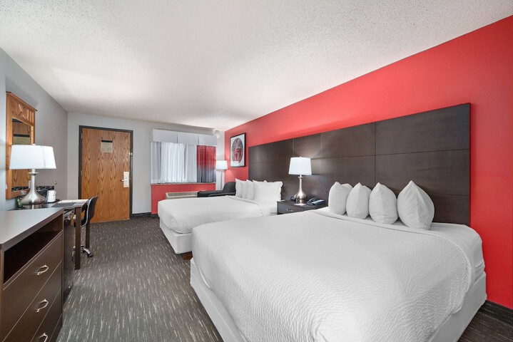 Room 47 of 119