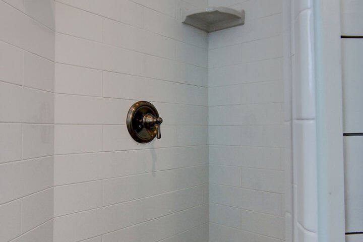 Room 13 of 24