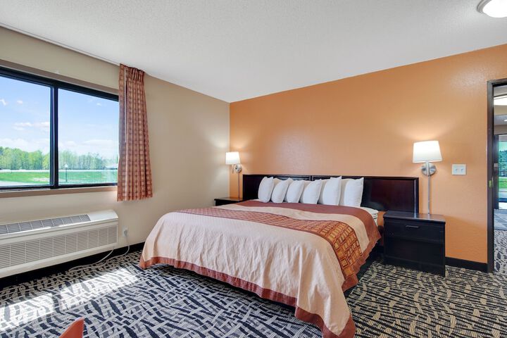 Room 11 of 23