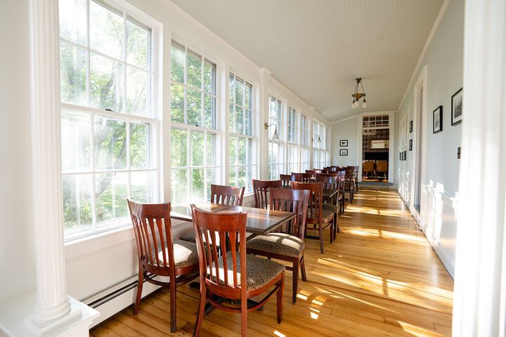Homeport Inn and Tavern