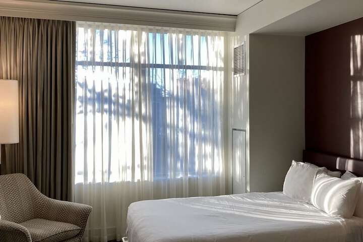 The Elizabeth Hotel Autograph Collection