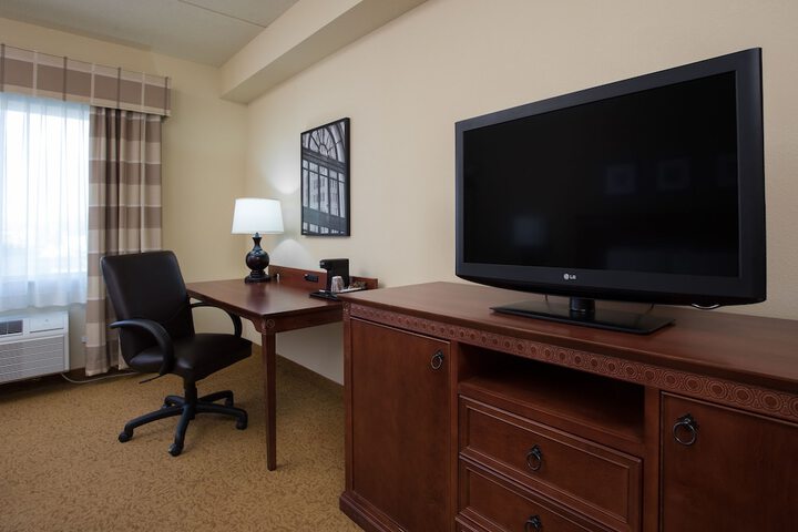 Country Inn & Suites by Radisson Buffalo South I-90, NY