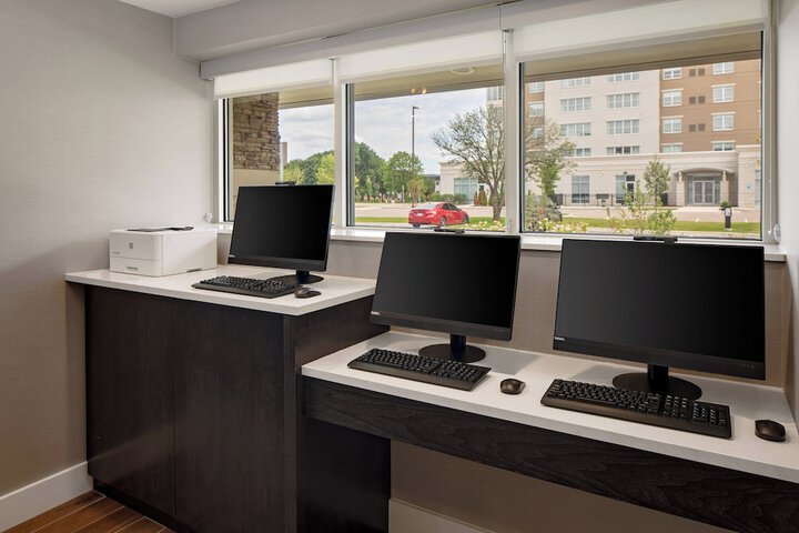 Residence Inn by Marriott Detroit Farmington Hills