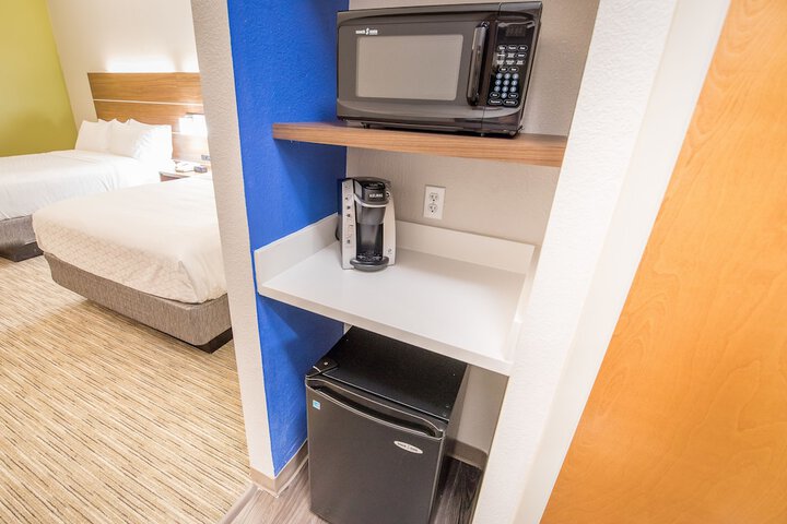 Room 18 of 47