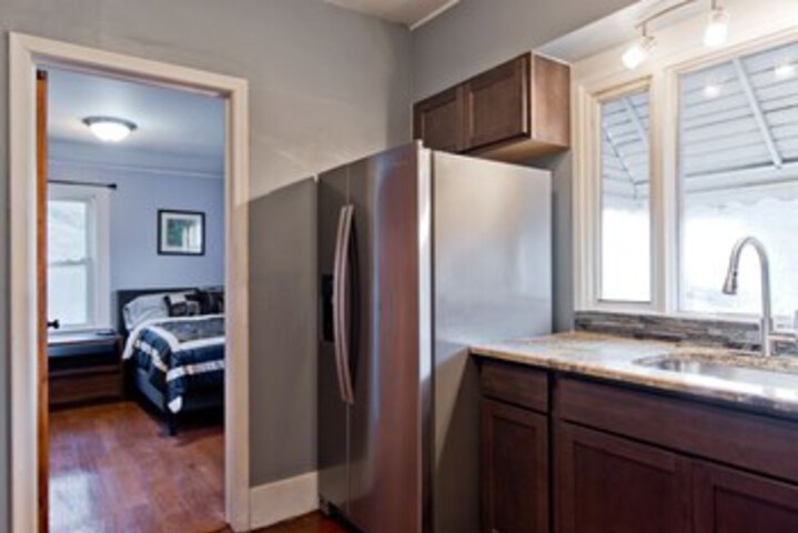Amazing 5 Bedroom Downtown Ferndale House
