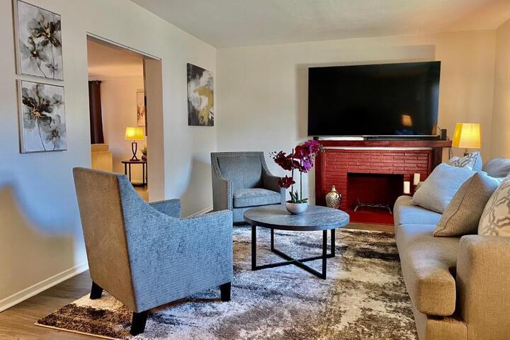 Glendora Pool Home Retreat
