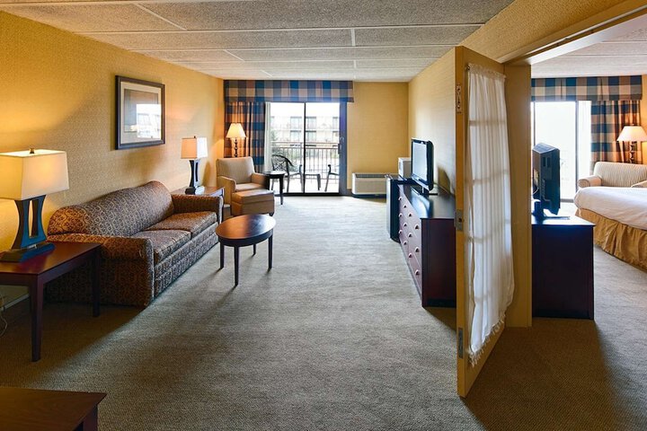 Room 44 of 72