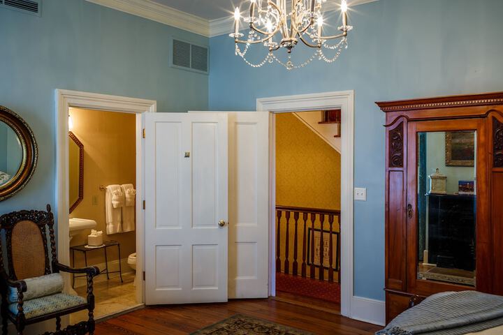 Room 78 of 158
