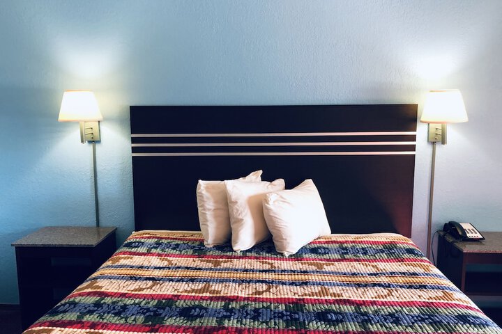 Room 14 of 21
