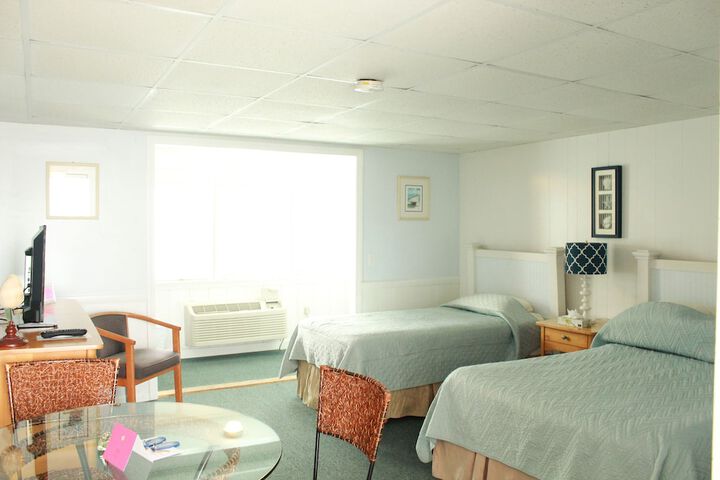 Room 136 of 230
