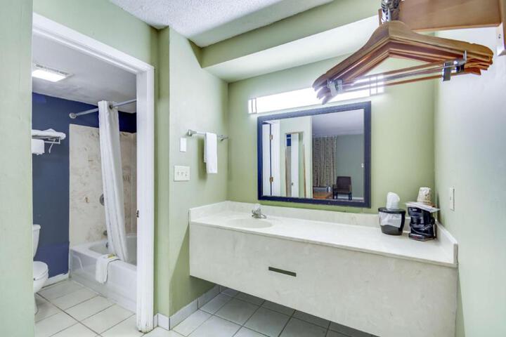 Knights Inn Berea