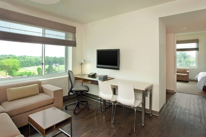 Room 12 of 35