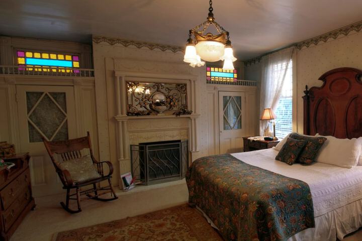 Vandiver Inn