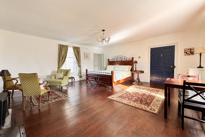 Room 46 of 74