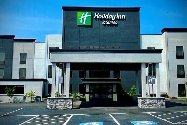 Holiday Inn & Suites Syracuse Airport - Liverpool by IHG
