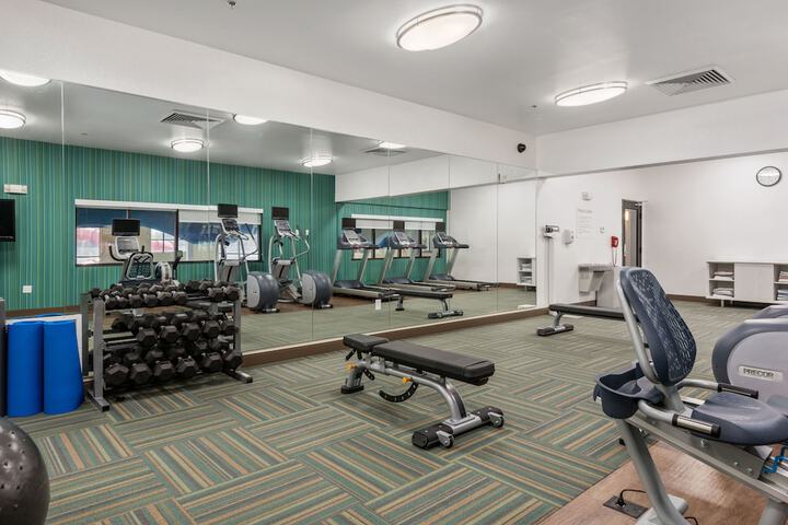Holiday Inn Express Hotel and Suites West Valley by IHG