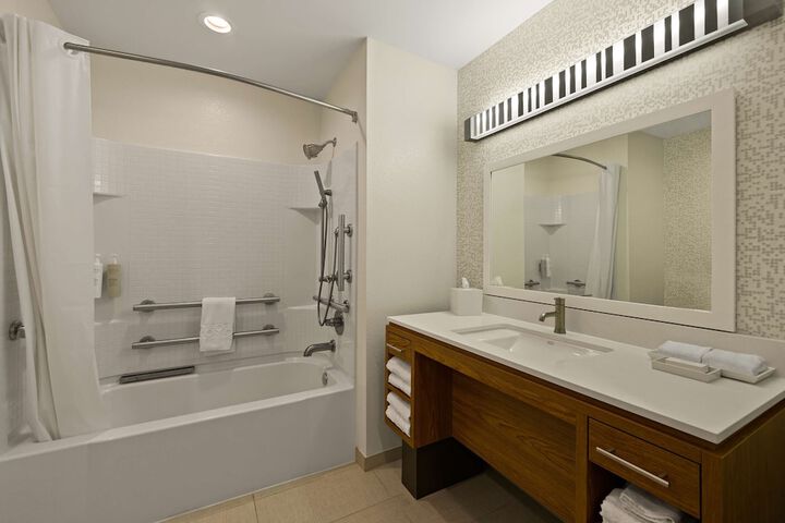 Room 15 of 41