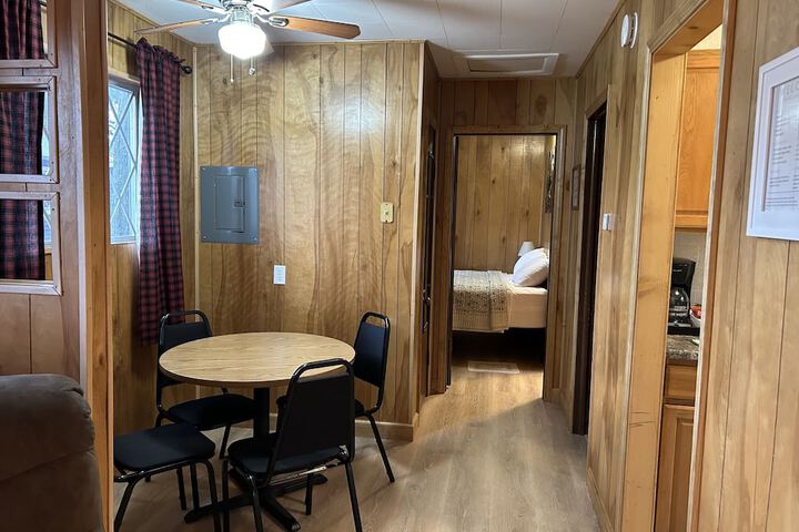 Room 53 of 111
