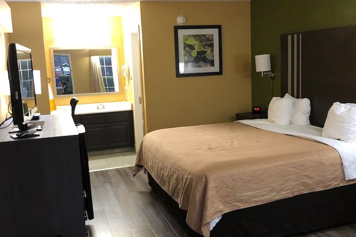 Room 38 of 44