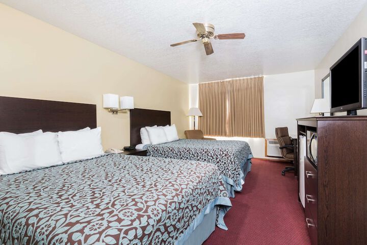 Room 12 of 14
