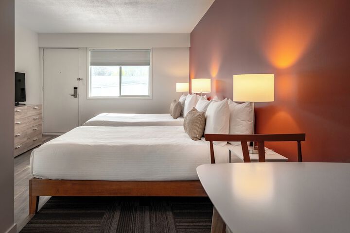Okanagan Lakefront Resort