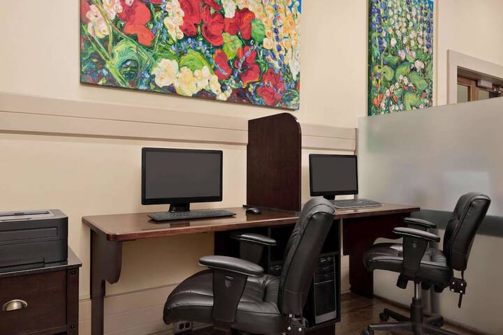 Business Center 48 of 48